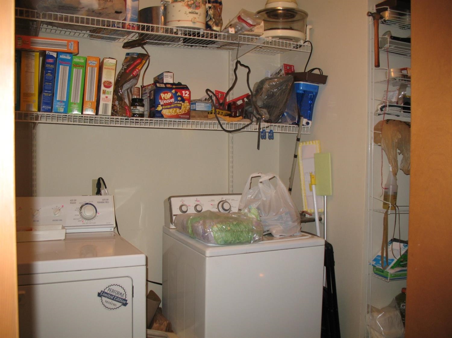 704-2 Juniper Road Valparaiso, IN 46385 - Photo 8 of 10 a utility room with dryer and washer
