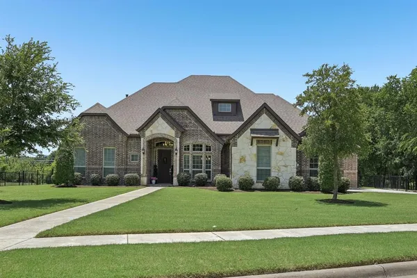 $825,000 | 204 Falcon Point Drive, Heath, TX 75032