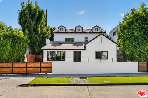 $2,488,000 | 313 South Sycamore Avenue, Los Angeles, CA 90036