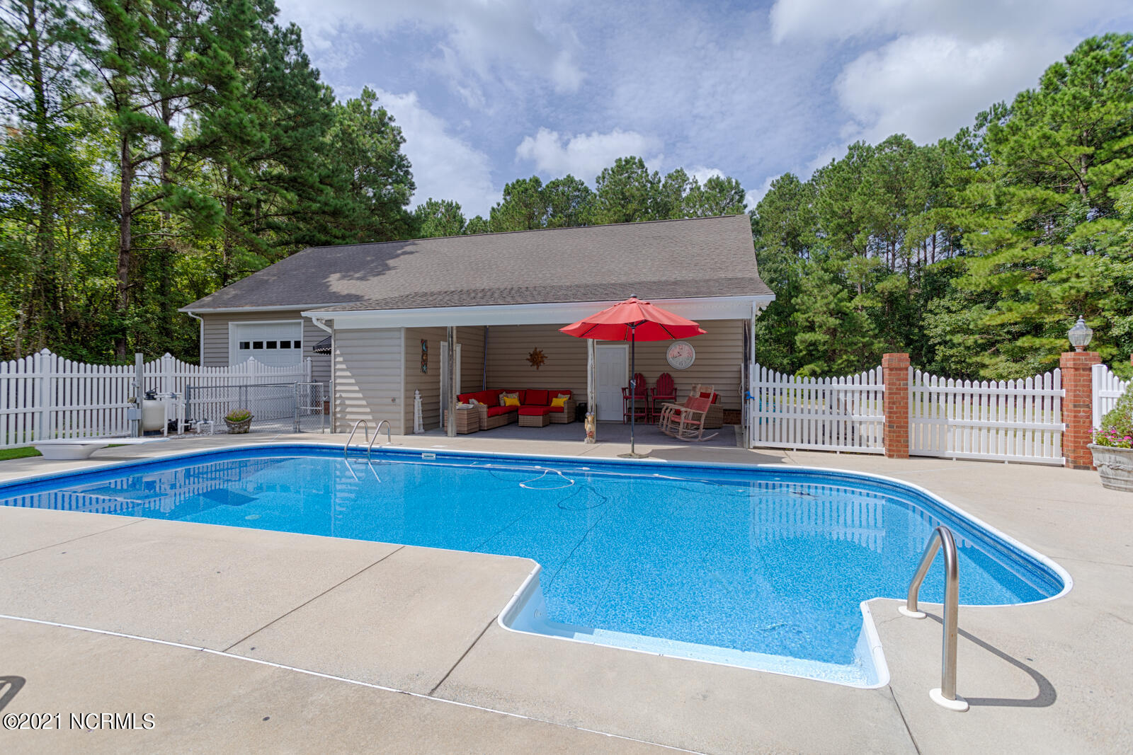 2175 Robersonville Road Washington, NC 27889 - Photo 31 of 111 Pool