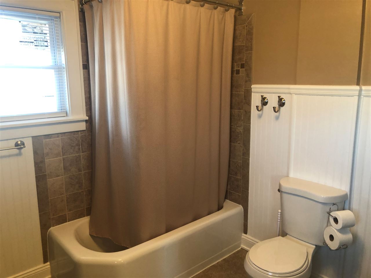 2005 19th Street Bay City, MI 48708 - Photo 12 of 15 Gallery Image 12