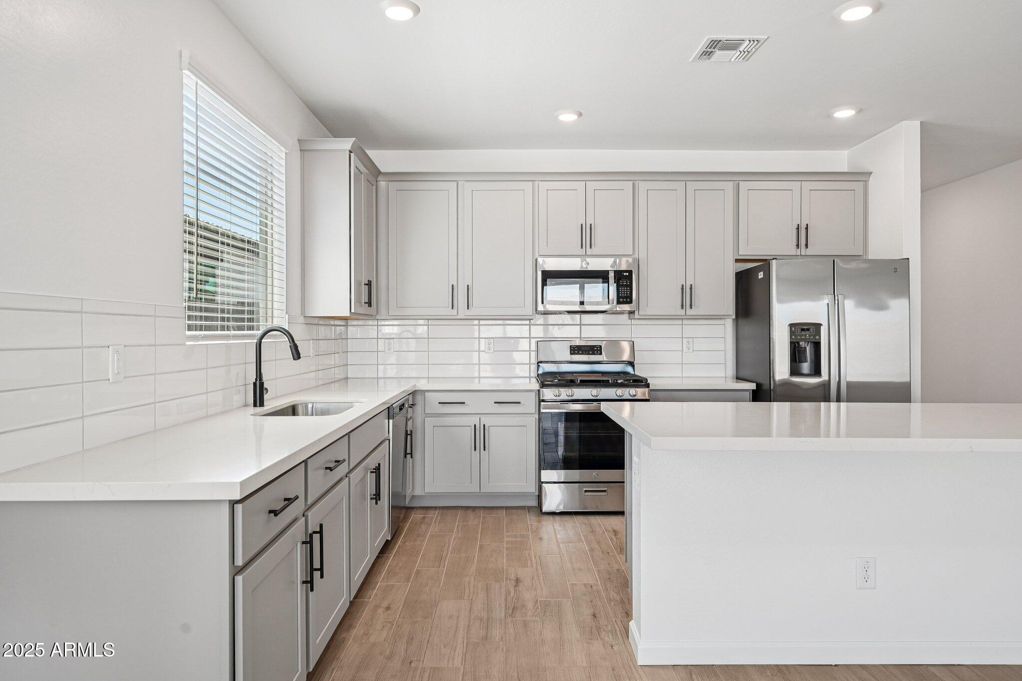 16196 West Bajada Road Surprise, AZ 85387 - Photo 11 of 49 14-web-or-mls-W Bajada Rd-S2409-014