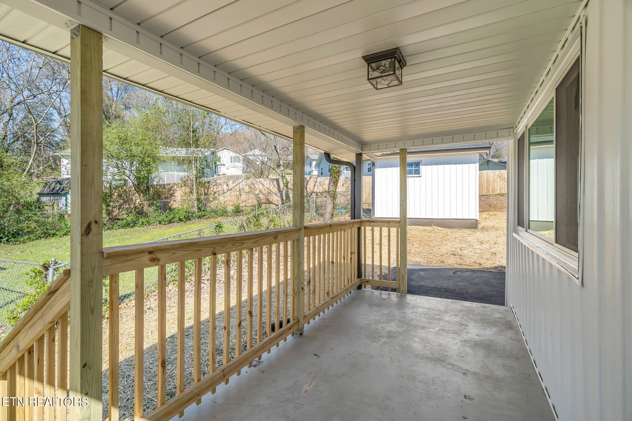 121 California Avenue Oak Ridge, TN 37830 - Photo 30 of 33