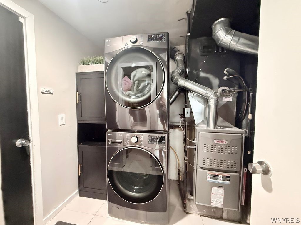 890 Klein Road Amherst, NY 14221 - Photo 44 of 48 Laundry and utilities room