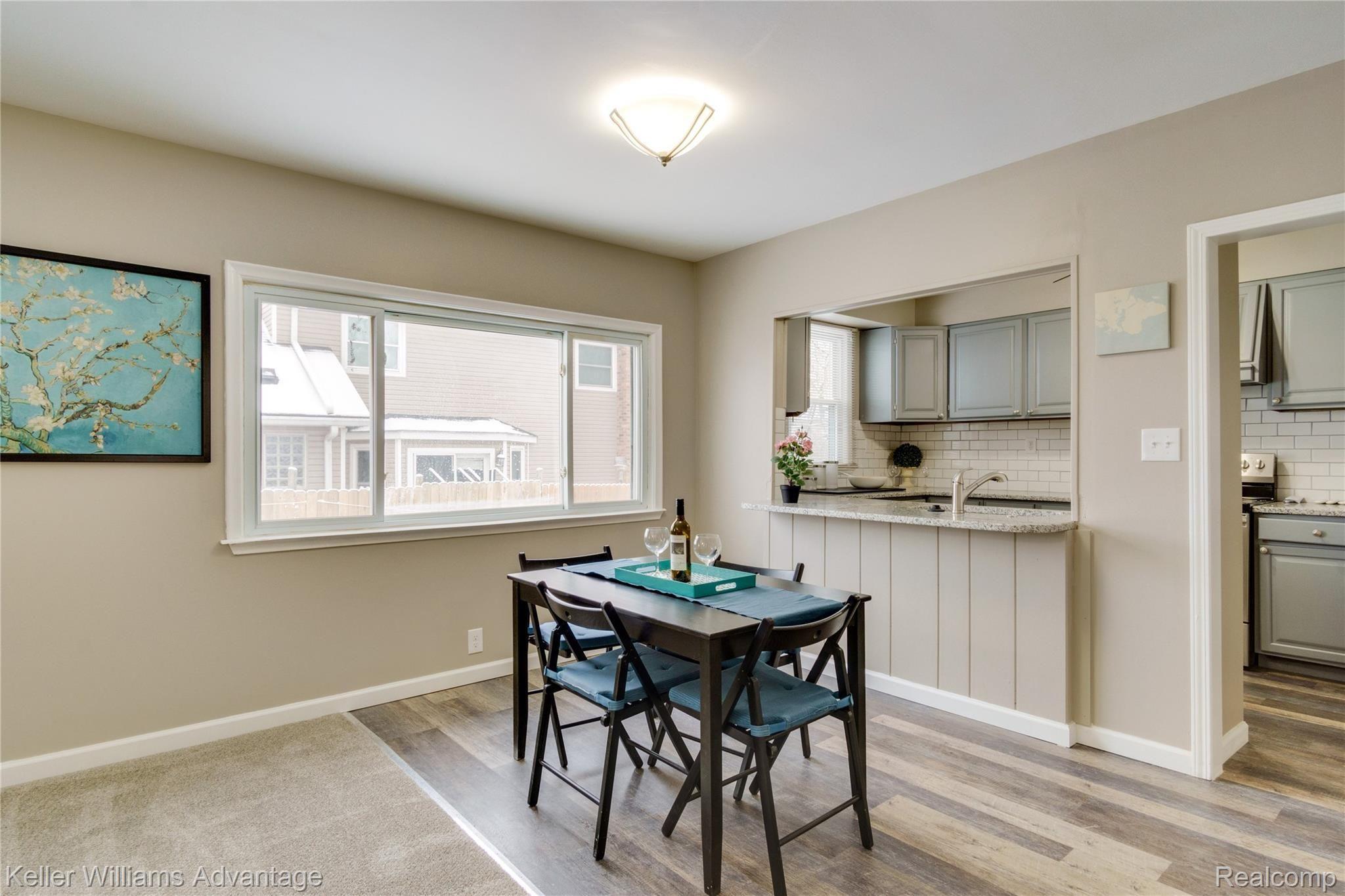 3879 Mapleleaf Road Waterford, MI 48328 - Photo 9 of 22 Dining room 1.jpg