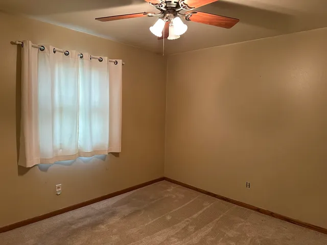 $189,900 | 401 Shumway Street, Lena, IL 61048