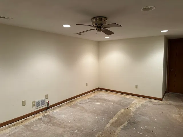 $189,900 | 401 Shumway Street, Lena, IL 61048