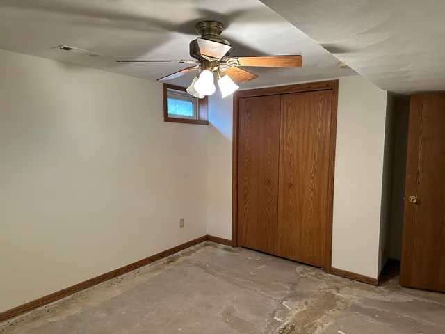 $189,900 | 401 Shumway Street, Lena, IL 61048