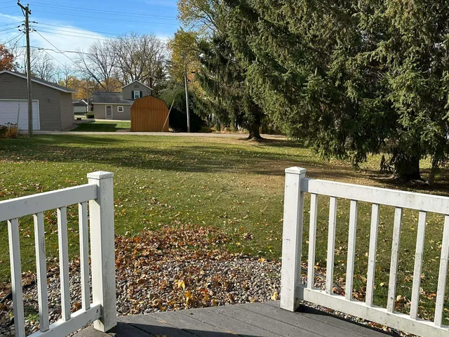 $189,900 | 401 Shumway Street, Lena, IL 61048