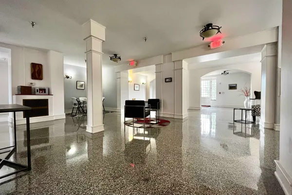 $450,000 | 100 Village Drive, Unit 401, Staunton, VA 24401