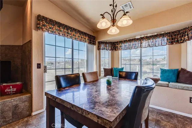 $639,900 | 7170 Joshua Road, Oak Hills, CA 92344