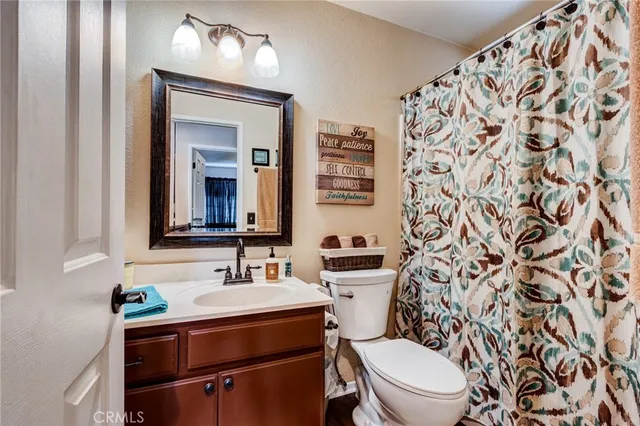 $639,900 | 7170 Joshua Road, Oak Hills, CA 92344