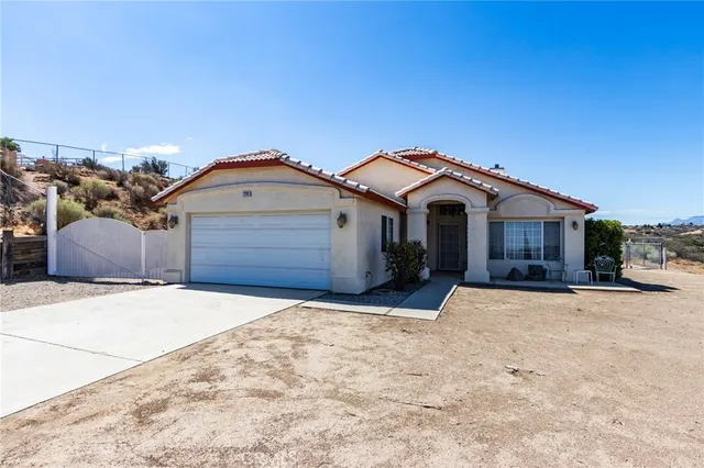 a view of livingroom with furniture and wooden floor