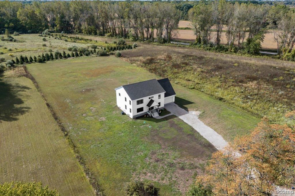 11945 Oelke Road Maybee, MI 48159 - Photo 5 of 53