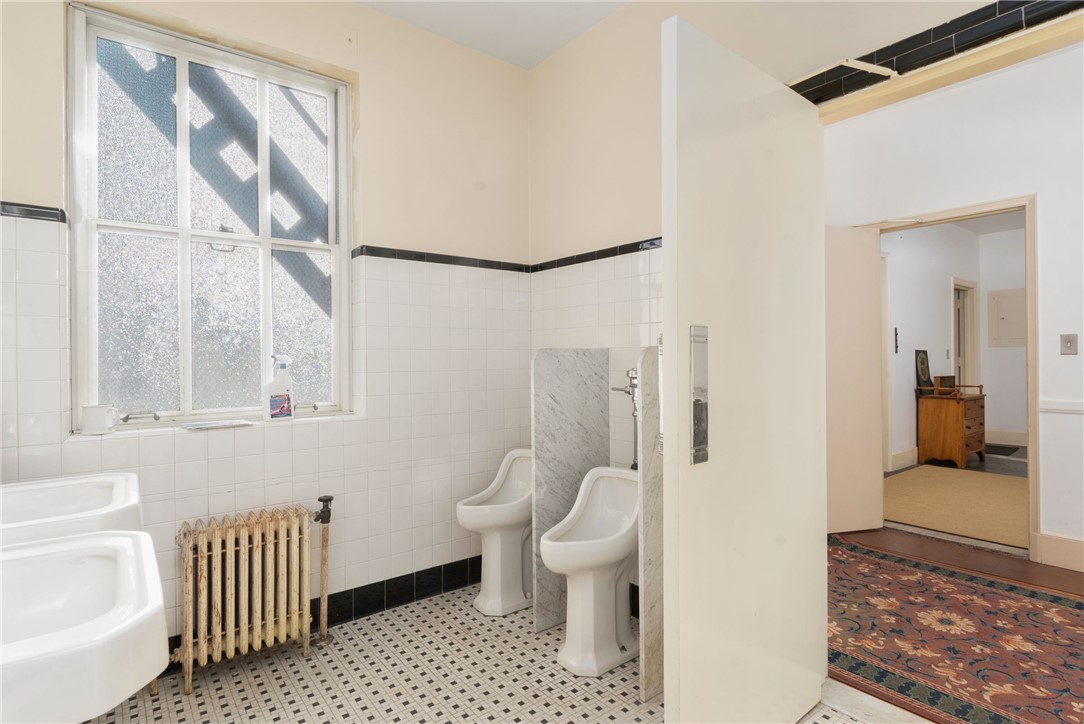 216 Main Street Pawtucket, RI 02860 - Photo 38 of 49