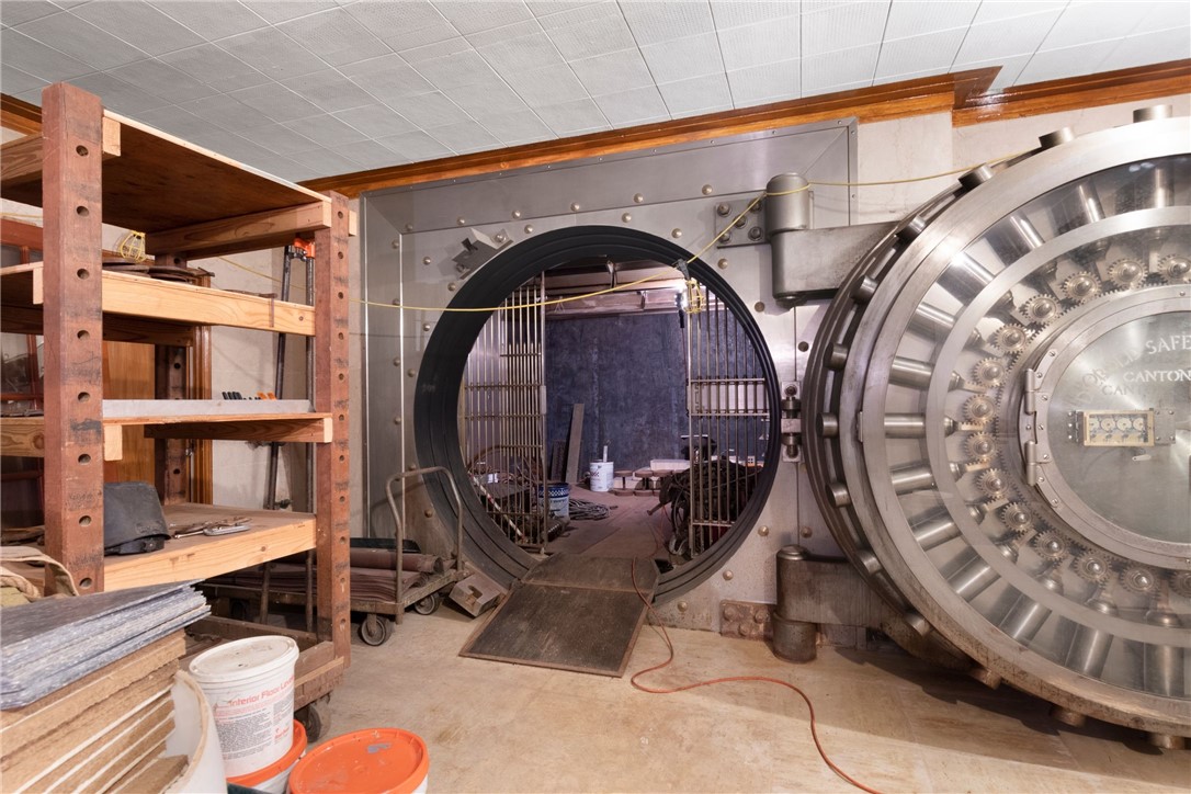 216 Main Street Pawtucket, RI 02860 - Photo 41 of 49