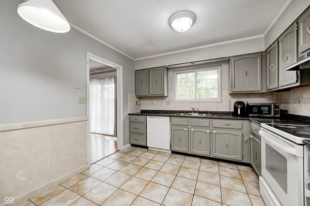 $105,000 | 6417 Park Central Drive West, Unit D, Indianapolis, IN 46260