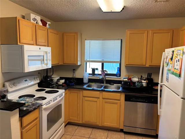 $169,000 | 90 Hidden Lake Drive, Unit 178, Sanford, FL 32773