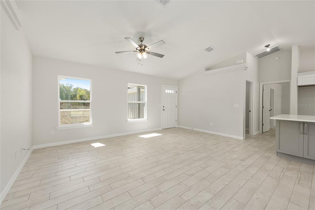 49 Locust Loop Circle Ocala, FL 34472 - Photo 15 of 55 Gallery Image 15