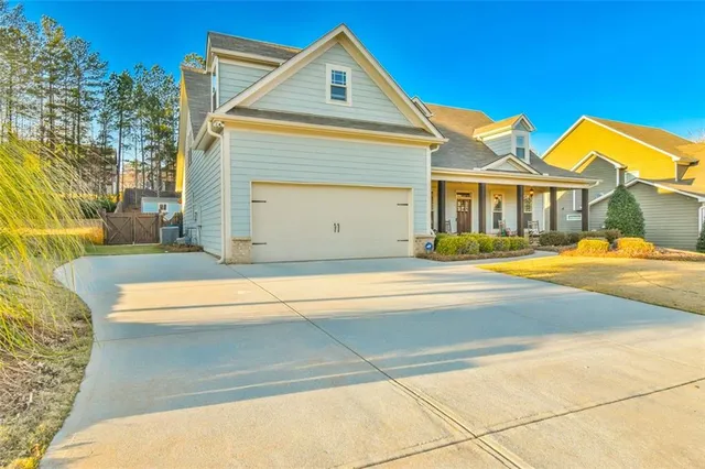 $515,000 | 864 Hawkins Creek Drive, Jefferson, GA 30549