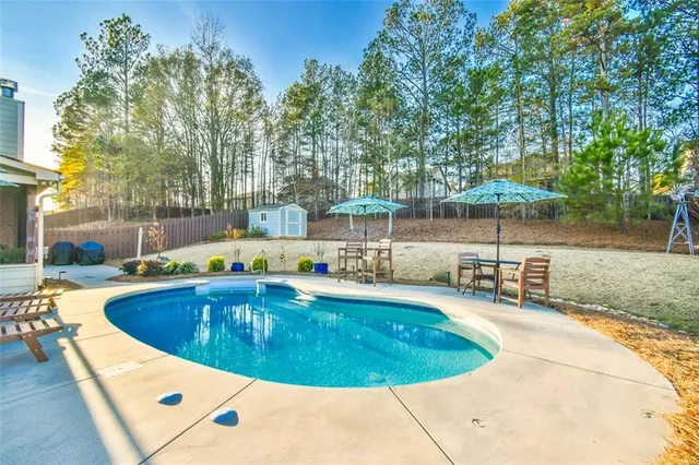 $515,000 | 864 Hawkins Creek Drive, Jefferson, GA 30549