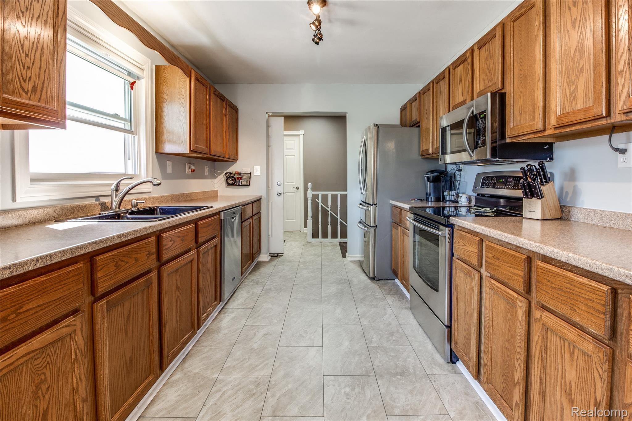 600 Miller Road Memphis, MI 48041 - Photo 5 of 29 Kitchen (1 of 4).jpg