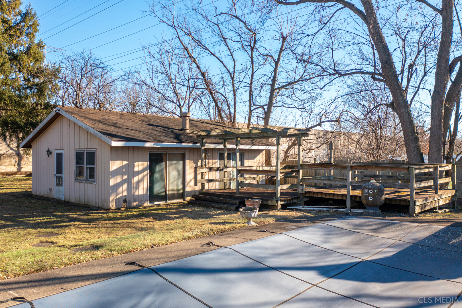 225 East River Road Des Plaines, IL 60016 - Photo 3 of 26 Gallery Image 3