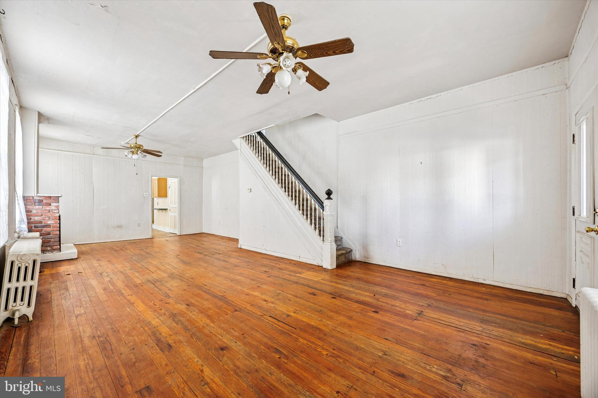 4359 Mitchell Street Philadelphia, PA 19128 - Photo 10 of 23 a view of empty room with wooden floor