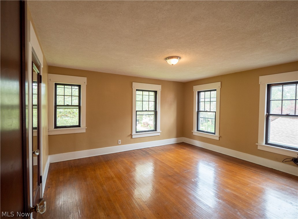 910 Ridge Road Northwest Canton, OH 44703 - Photo 21 of 30 Gallery Image 21