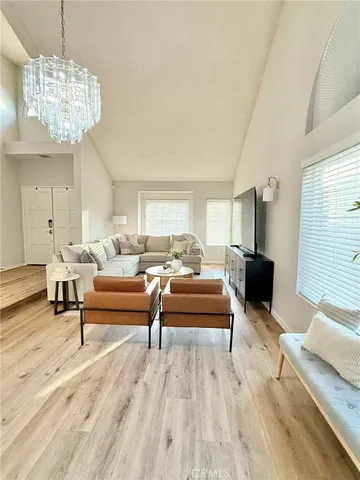 $799,999 | 7130 Tiverton Way, Riverside, CA 92506