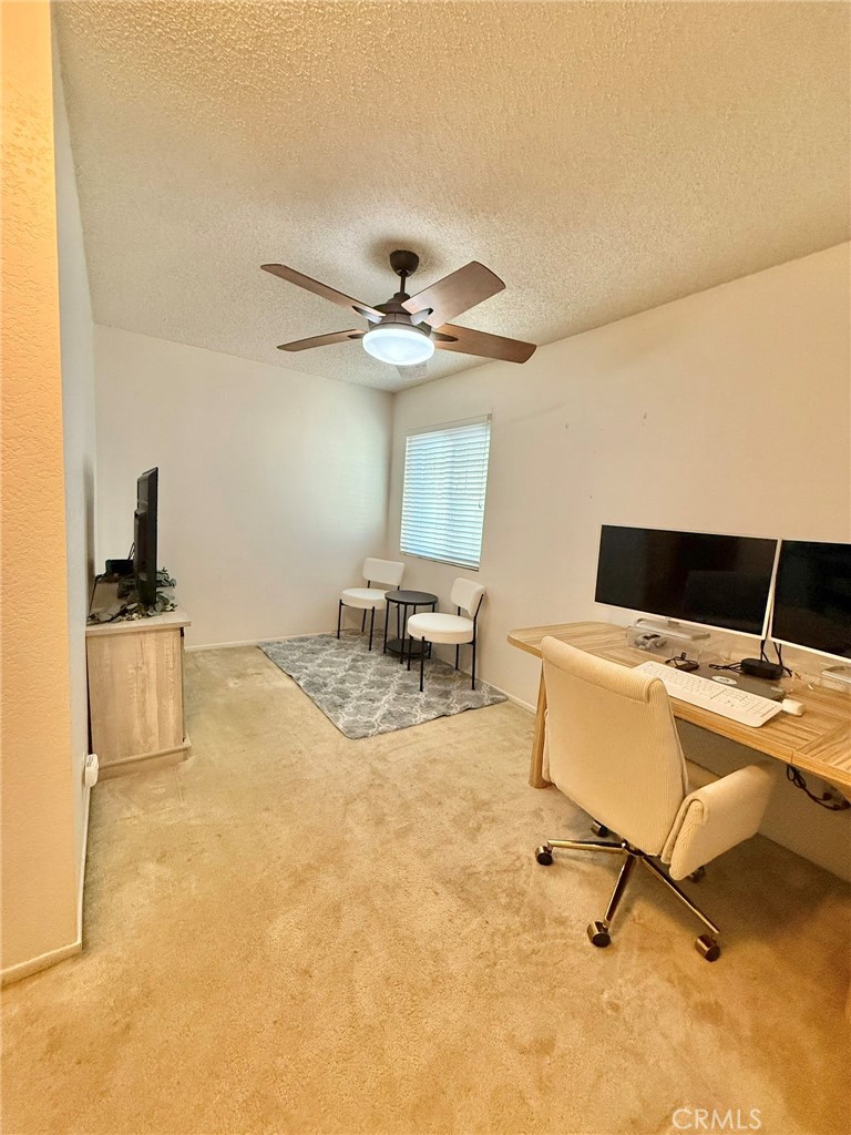 7130 Tiverton Way Riverside, CA 92506 - Photo 6 of 11