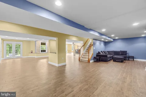 $1,299,900 | 4229 Lafayette Street, Frederick, MD 21704