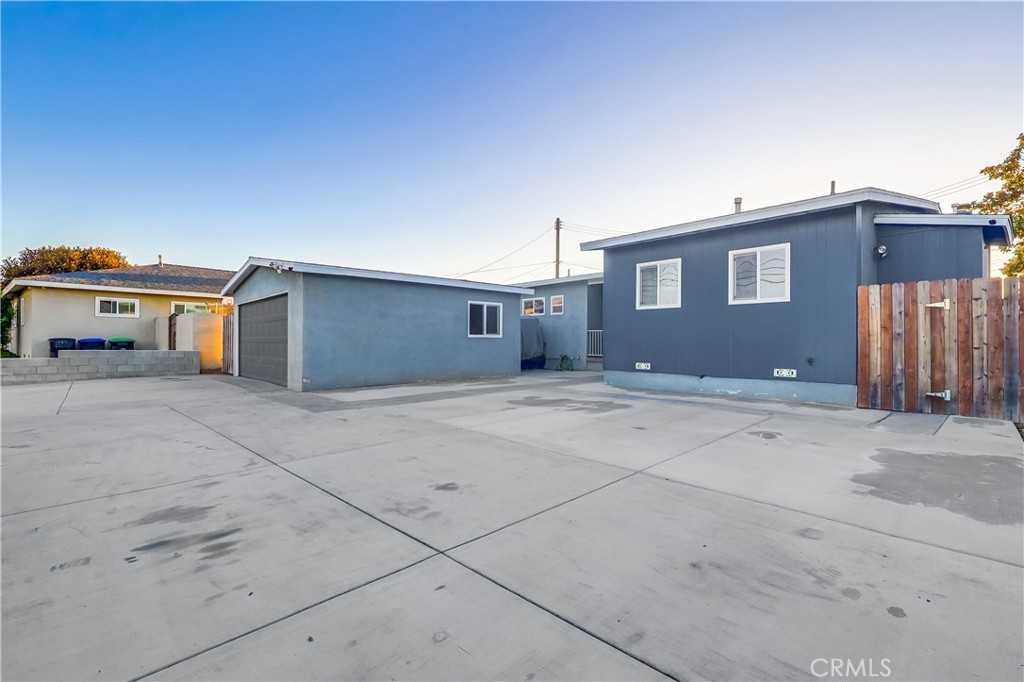 10937 Colima Road Whittier, CA 90604 - Photo 52 of 55 a front view of a house with a yard