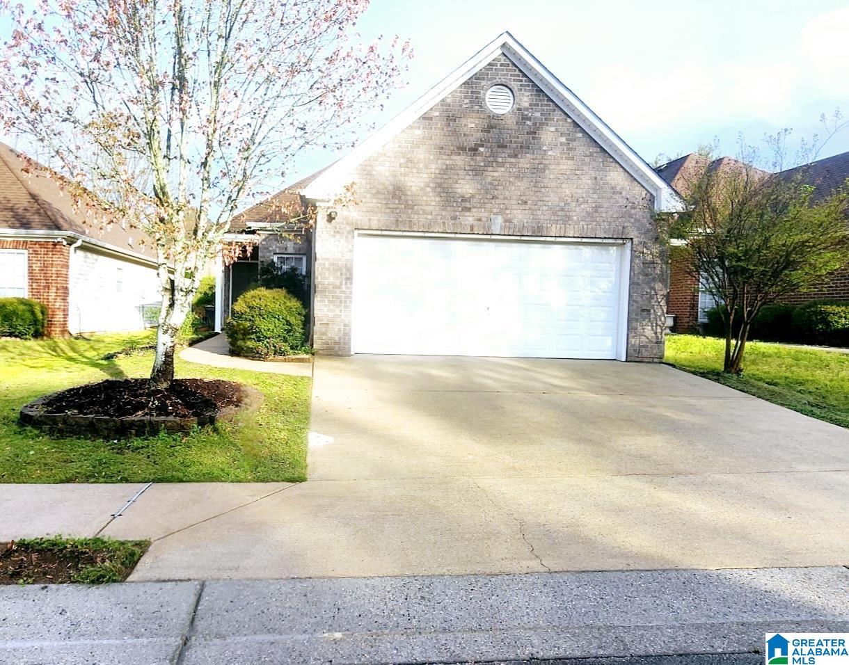 147 Highview Cove Pelham, AL 35124 - Photo 2 of 29