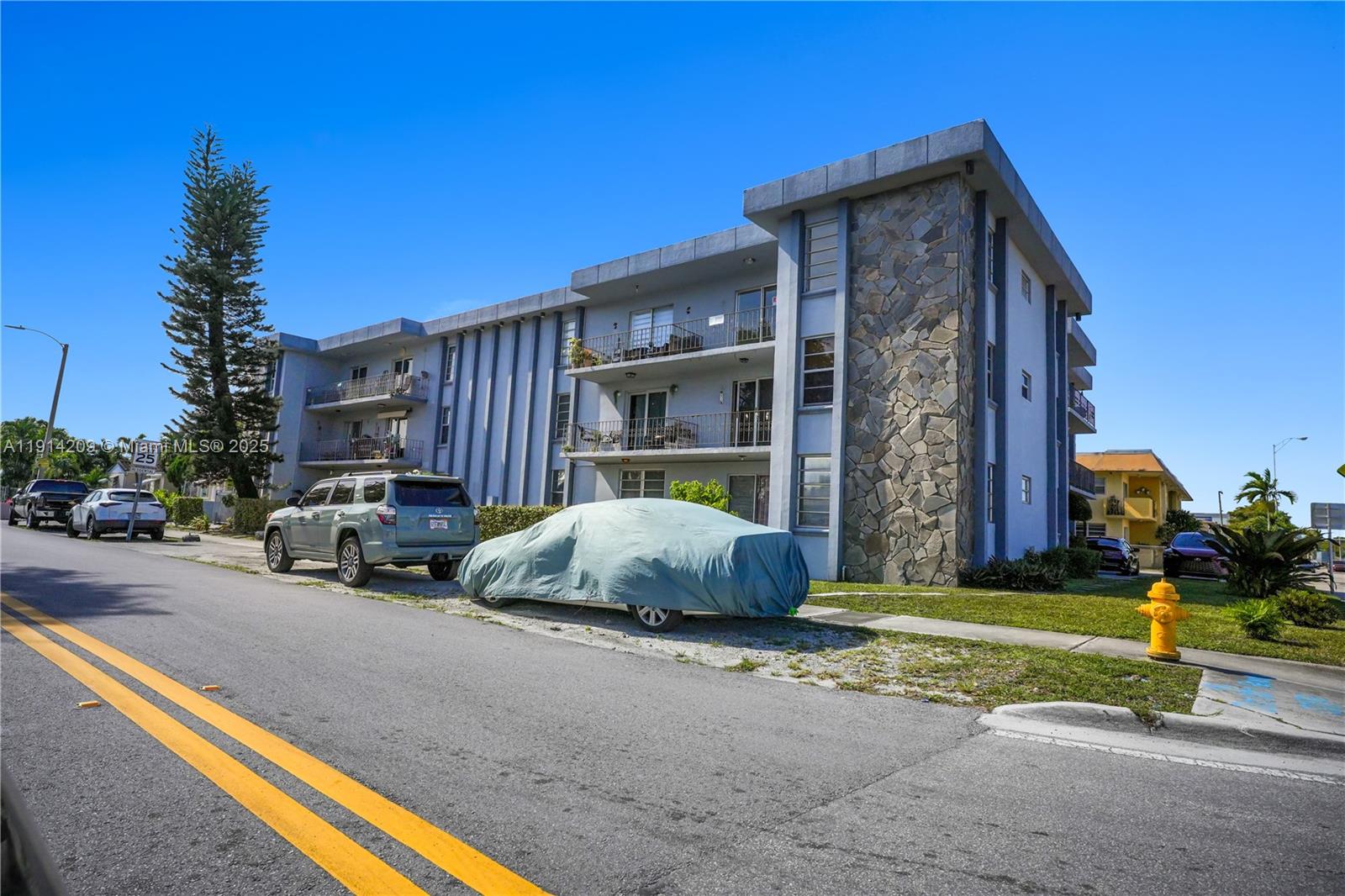 5100 West Flagler Street, Unit 201 Miami, FL 33134 - Photo 15 of 20