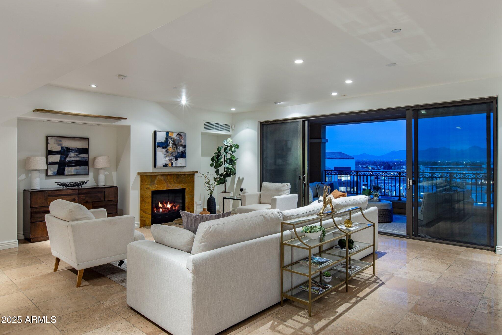 7181 East Camelback Road, Unit 904 Scottsdale, AZ 85251 - Photo 2 of 39 47-web-or-mls-D46A6204