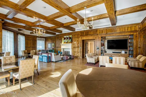 $2,650,000 | 7181 East Camelback Road, Unit 904, Scottsdale, AZ 85251