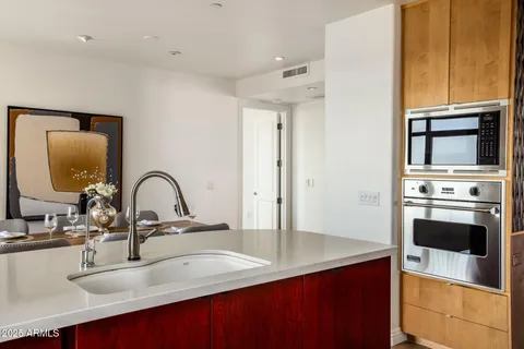 $2,650,000 | 7181 East Camelback Road, Unit 904, Scottsdale, AZ 85251