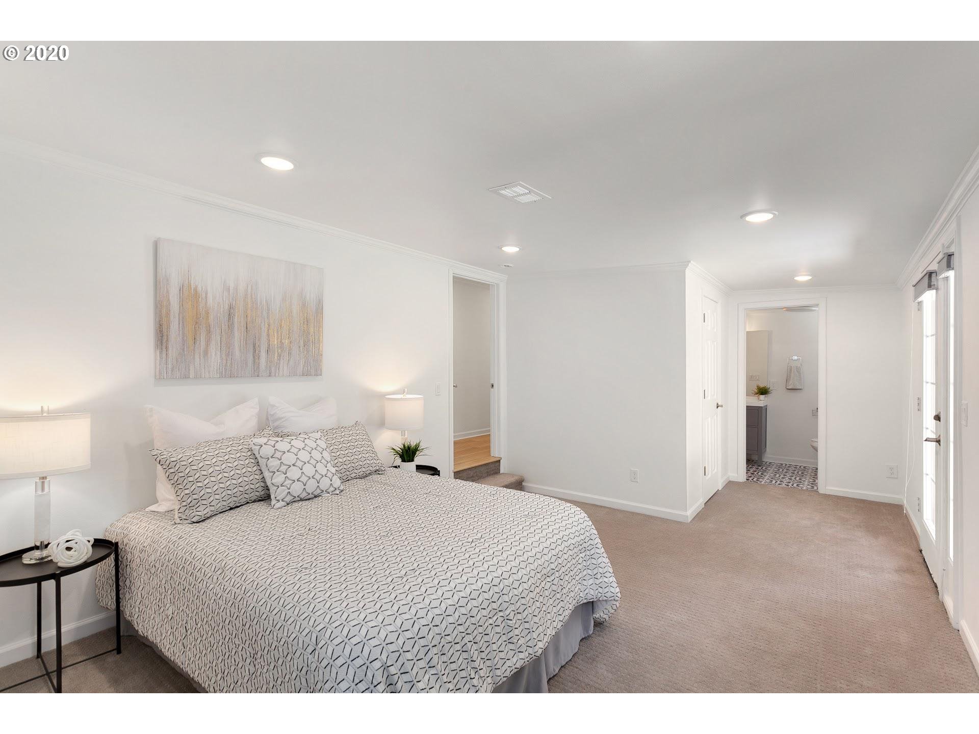 6785 Southwest Vermont Street Portland, OR 97223 - Photo 13 of 25 Gallery Image 13
