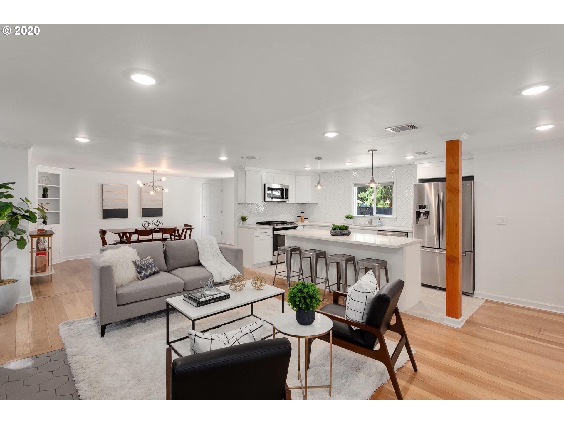 6785 Southwest Vermont Street Portland, OR 97223 - Photo 3 of 25 Gallery Image 3