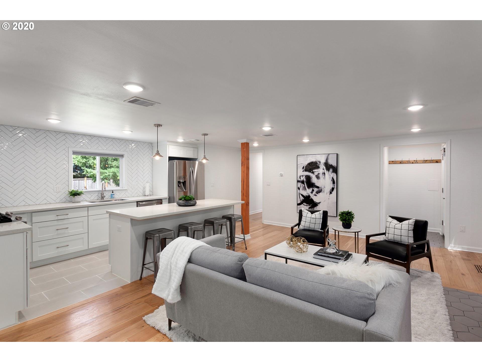 6785 Southwest Vermont Street Portland, OR 97223 - Photo 5 of 25 Gallery Image 5