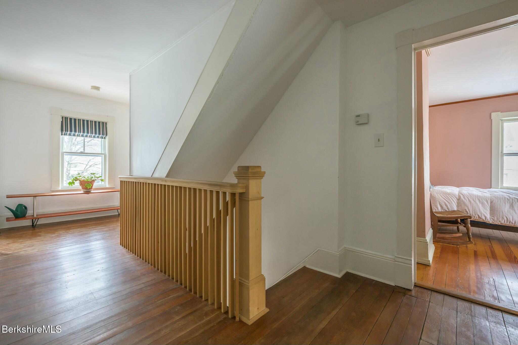 5 Stockbridge Road West Stockbridge, MA 01266 - Photo 28 of 60 Second Floor Landing