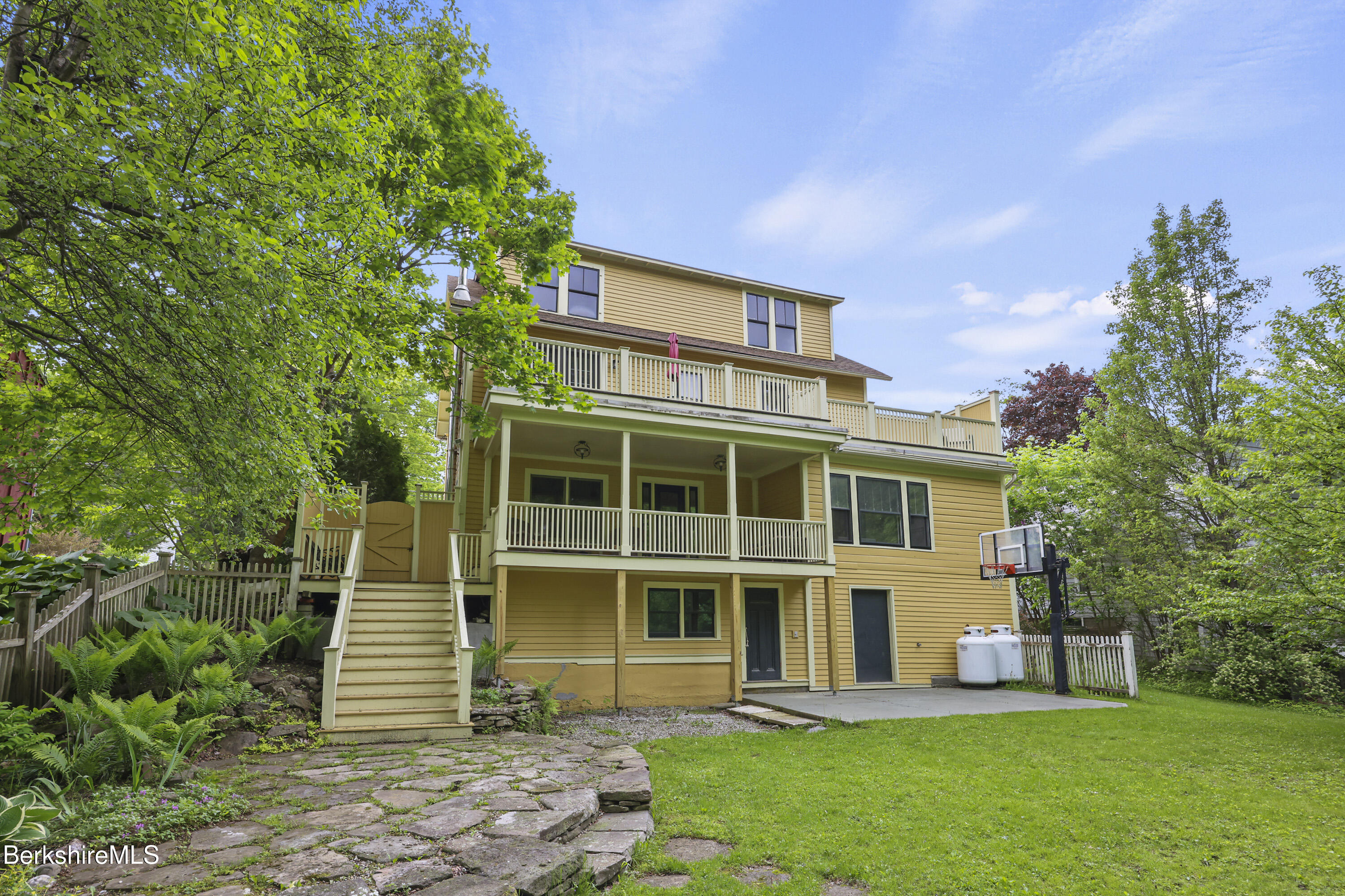 5 Stockbridge Road West Stockbridge, MA 01266 - Photo 3 of 60 35 Exterior Back