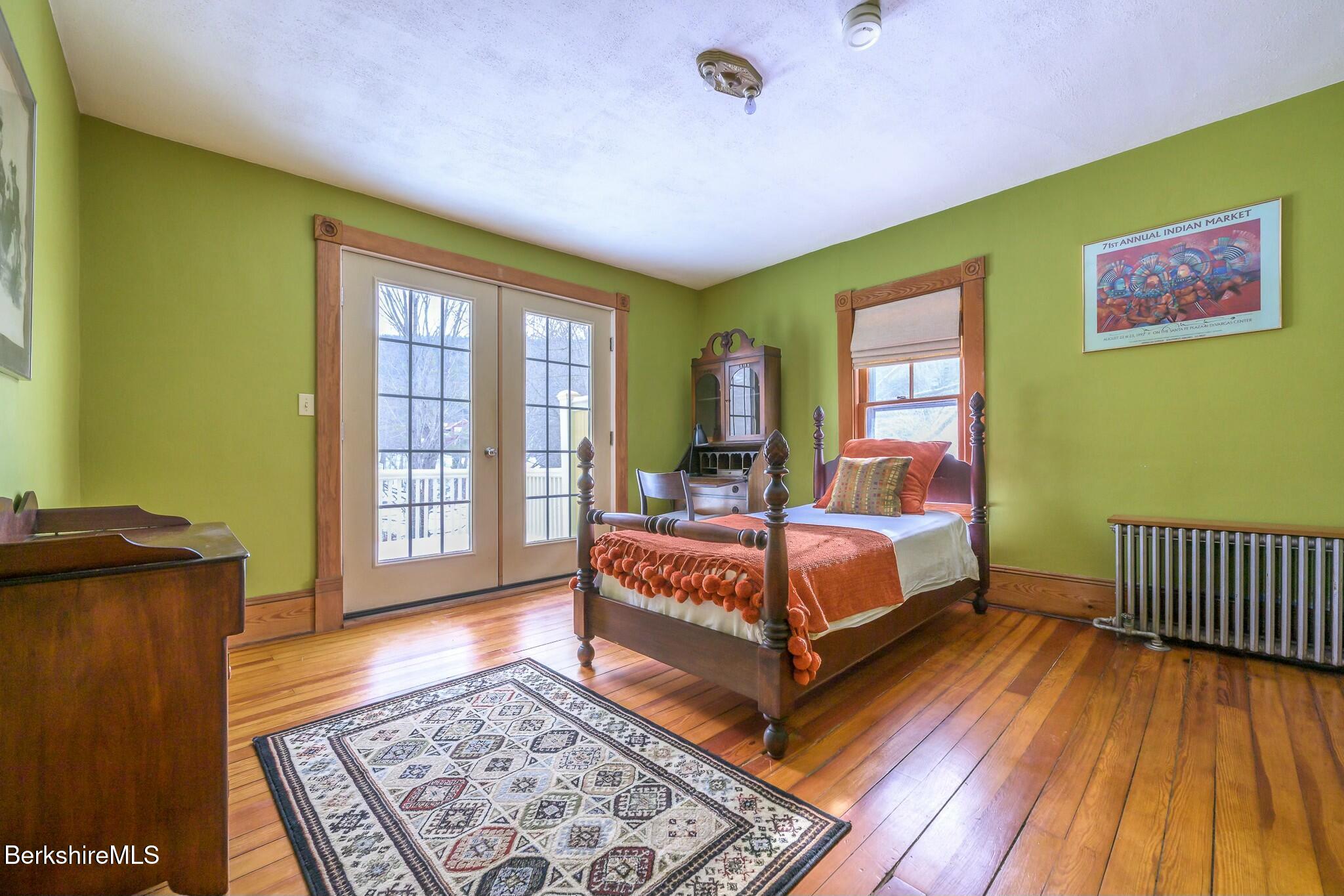 5 Stockbridge Road West Stockbridge, MA 01266 - Photo 33 of 60 Guest Room with Balcony
