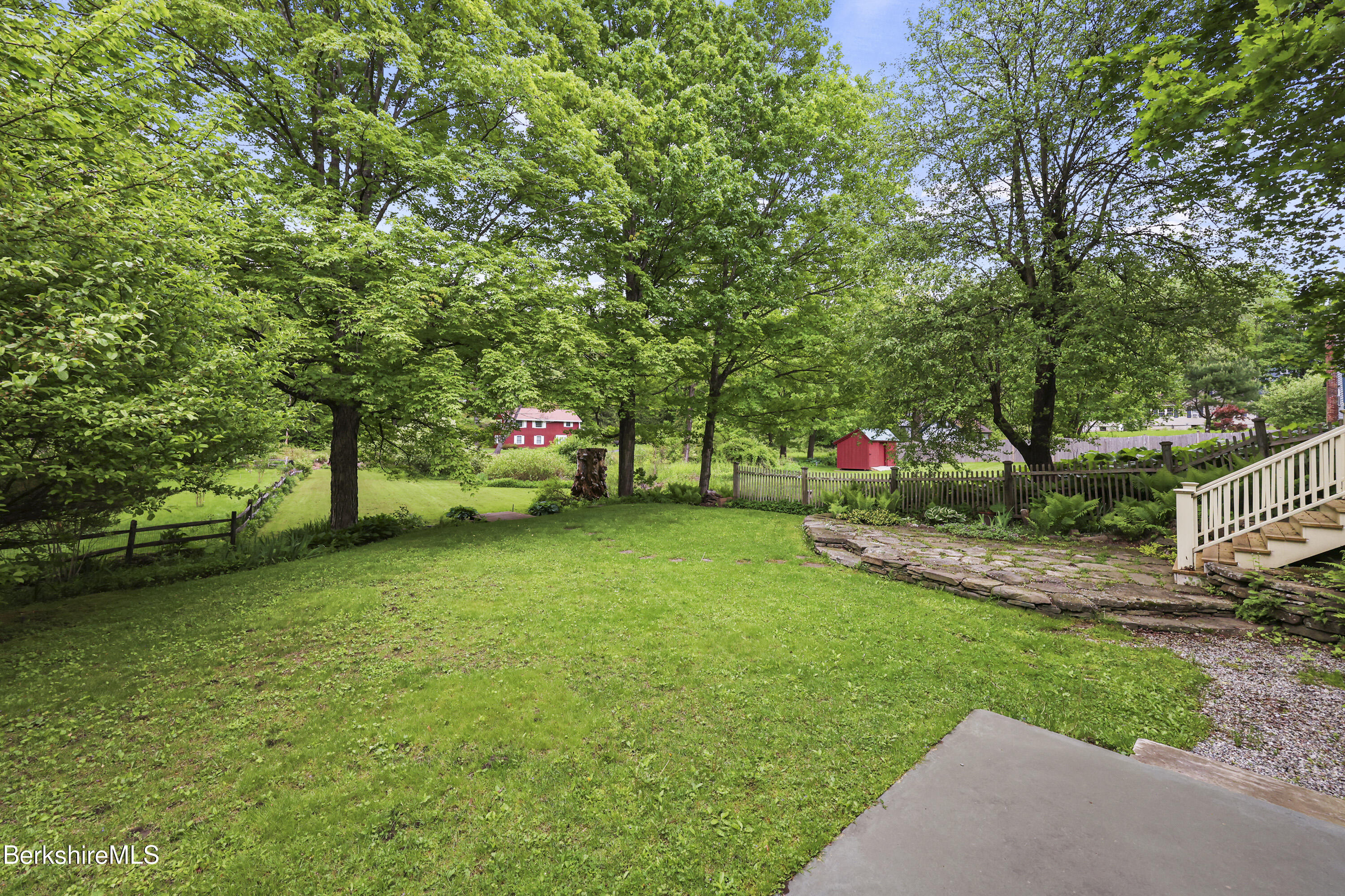5 Stockbridge Road West Stockbridge, MA 01266 - Photo 51 of 60 105 Back Yard