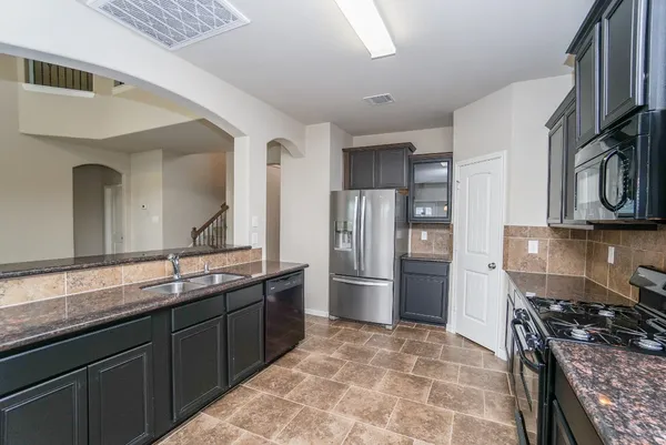 $2,700 | 31 Indian Palms Drive, Manvel, TX 77578