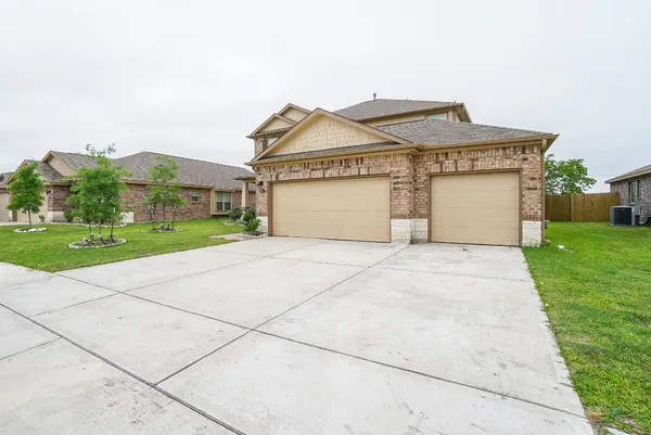 $2,700 | 31 Indian Palms Drive, Manvel, TX 77578