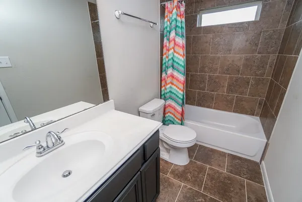 $2,700 | 31 Indian Palms Drive, Manvel, TX 77578