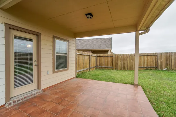$2,700 | 31 Indian Palms Drive, Manvel, TX 77578