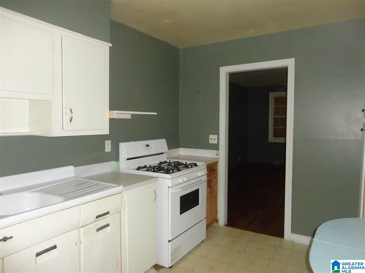 714 Glenwood Road Talladega, AL 35160 - Photo 4 of 14